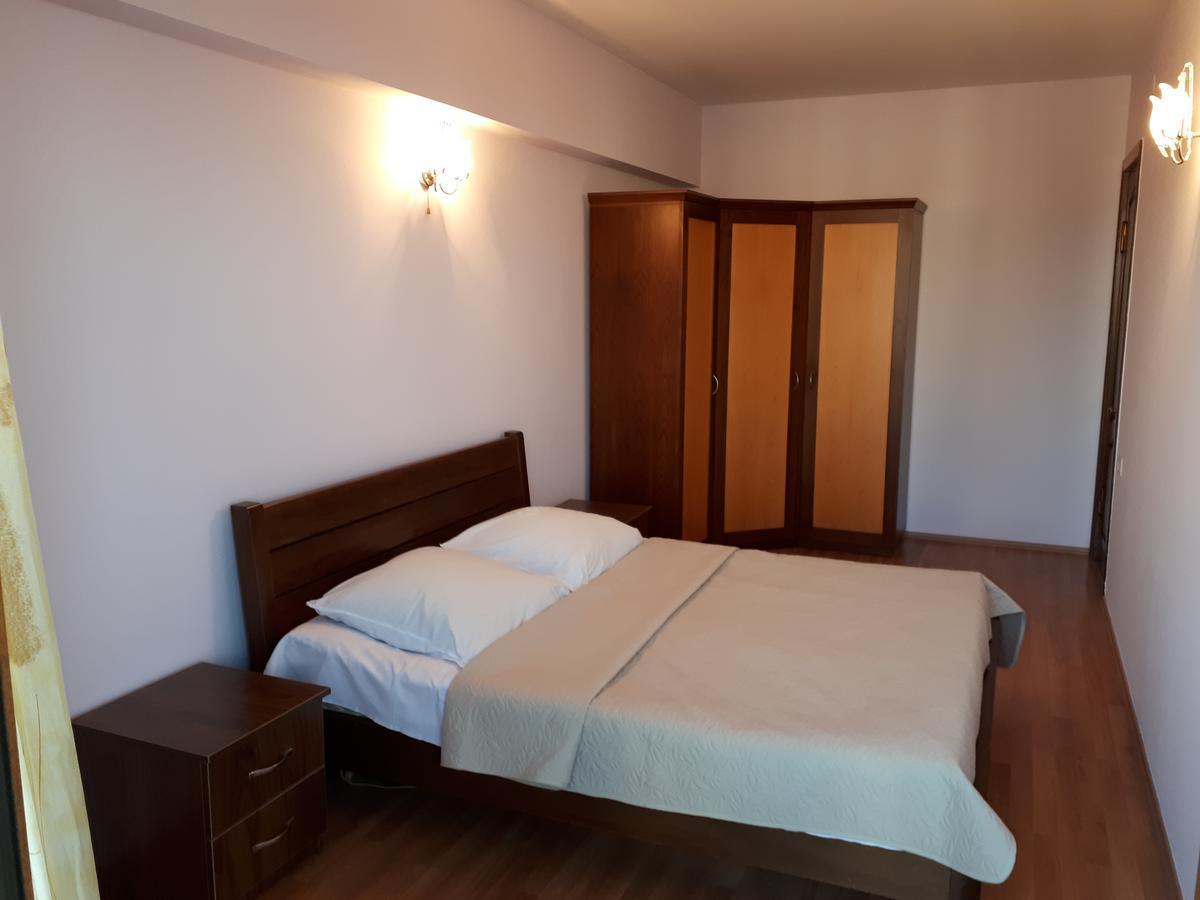 Apartment Archil Batumi Exterior foto